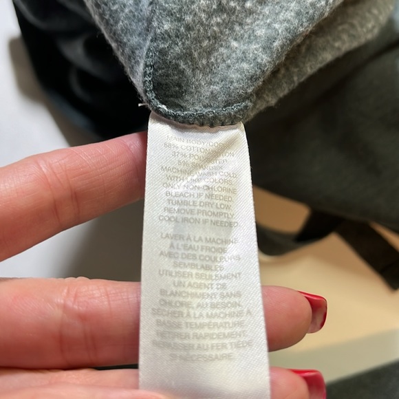 EUC: Zella cropped hoodie sweatshirt - Picture 10 of 10